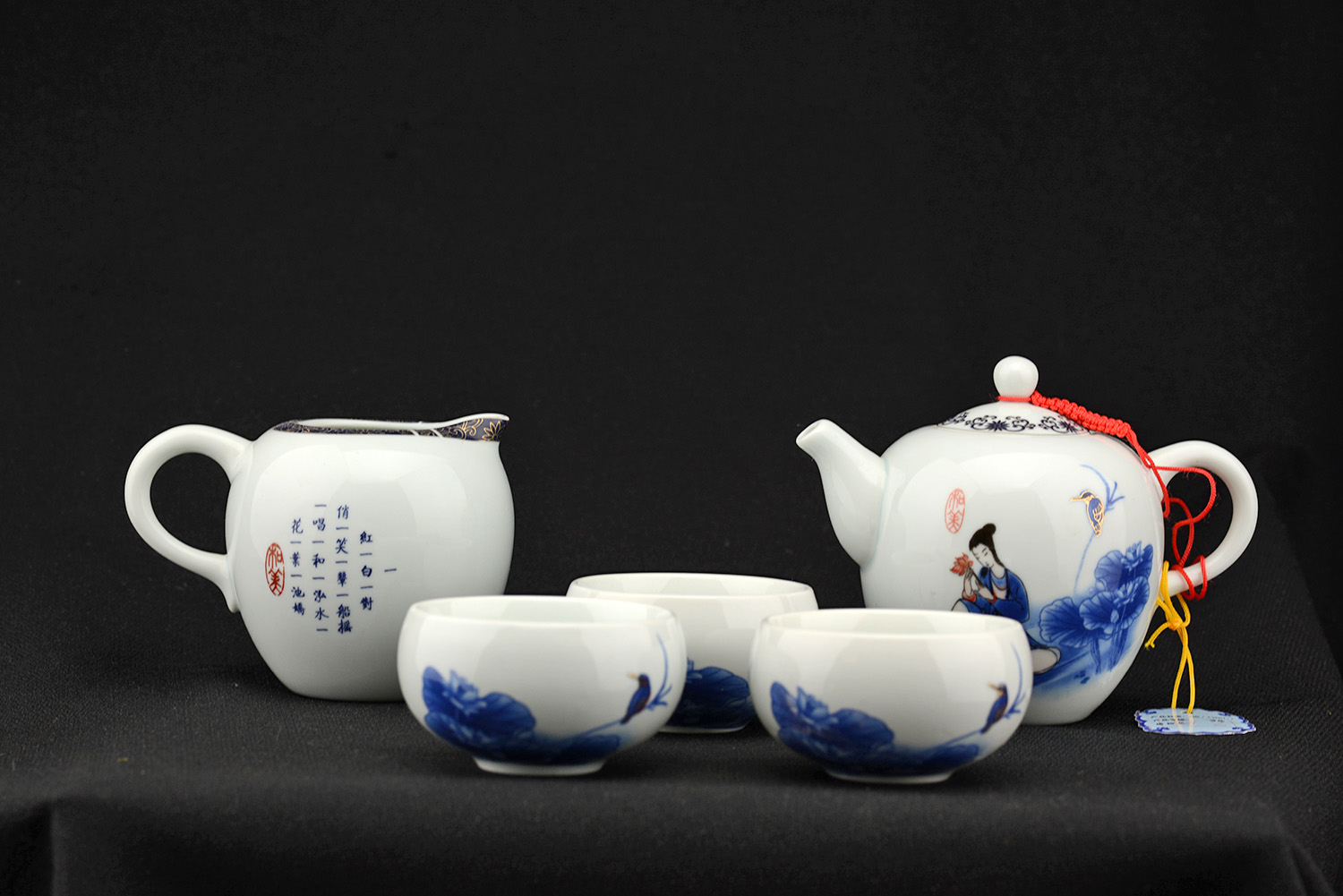 Finom porcelán kínai teáskészlet